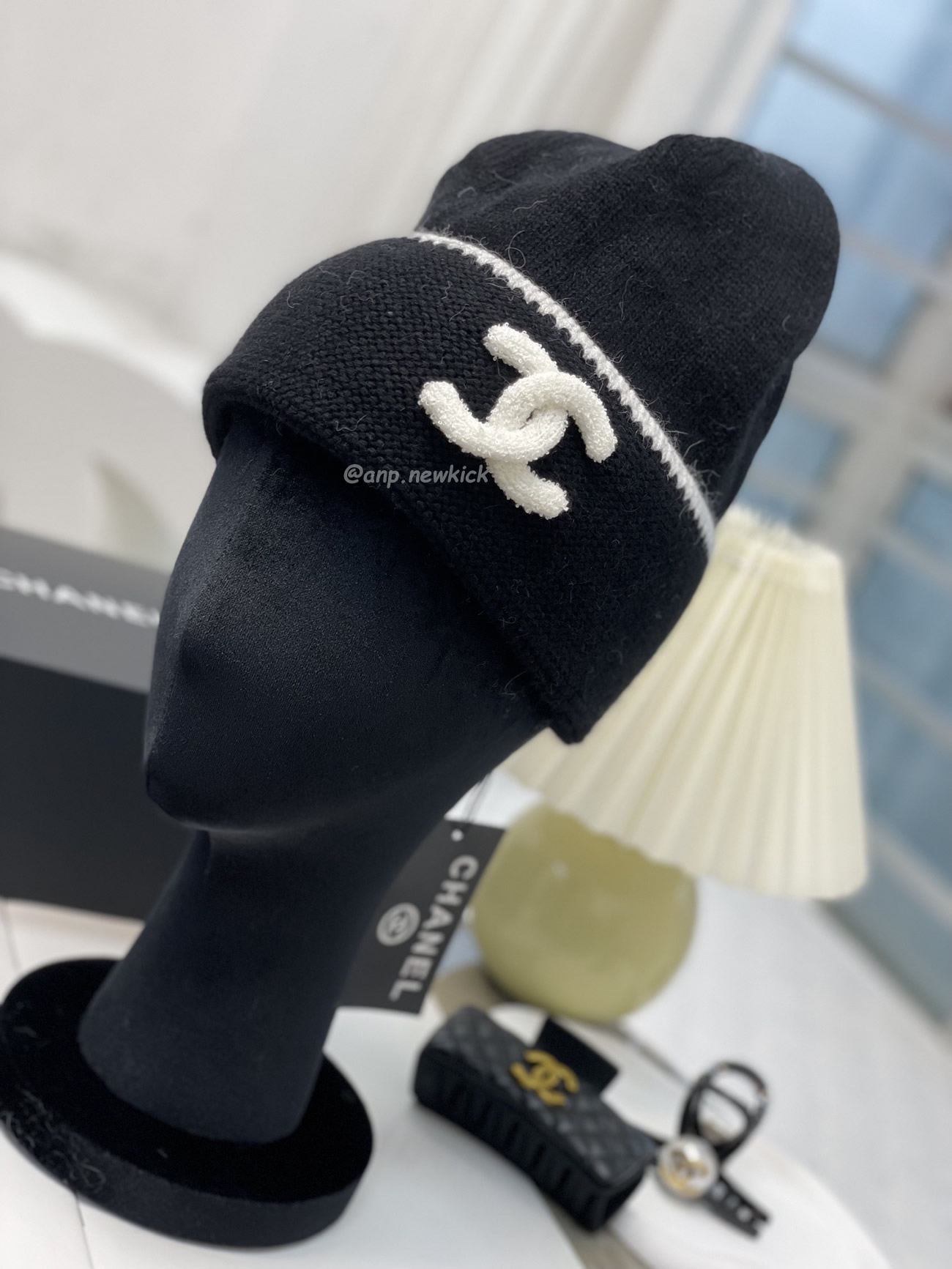 Chanel Cc Logo Black Beanie Hat (3) - newkick.org